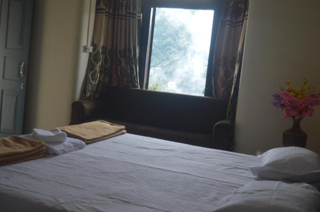 Lakshmi Kutteer Homestay Nainital Exteriör bild