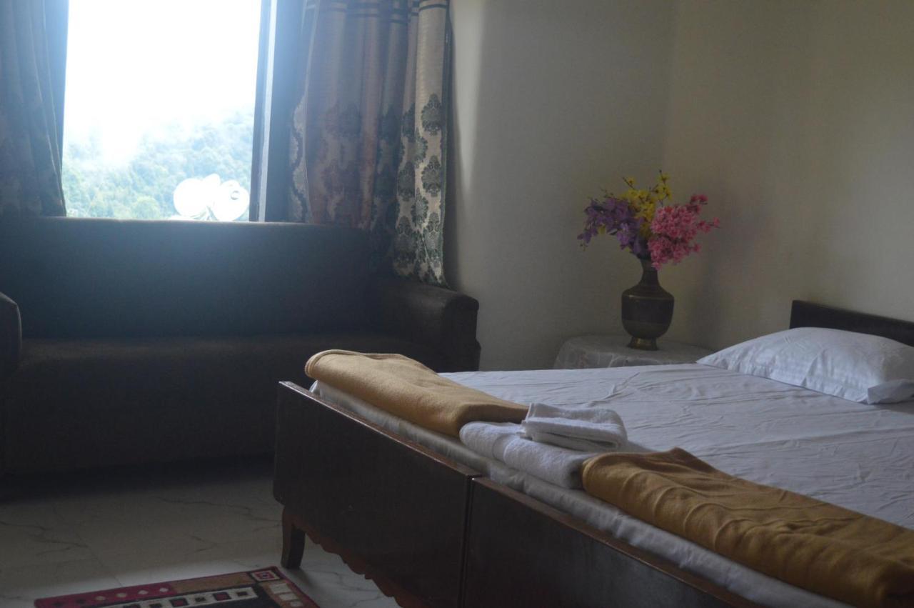 Lakshmi Kutteer Homestay Nainital Exteriör bild